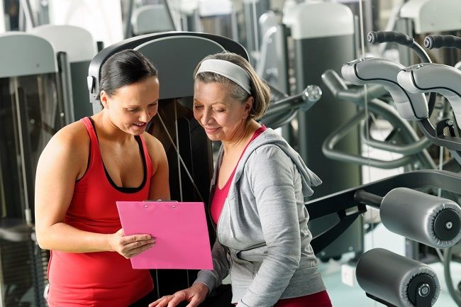 two women at the gym